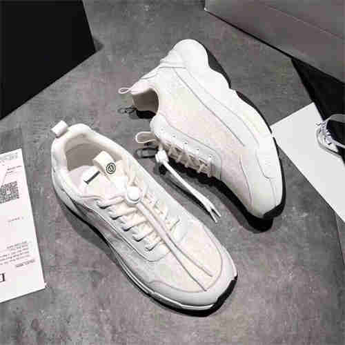 DR Sneaker