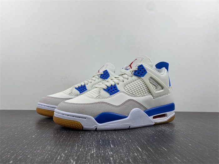 SB x Jordan 4 “Sapphire” AJ4 DR5415-104