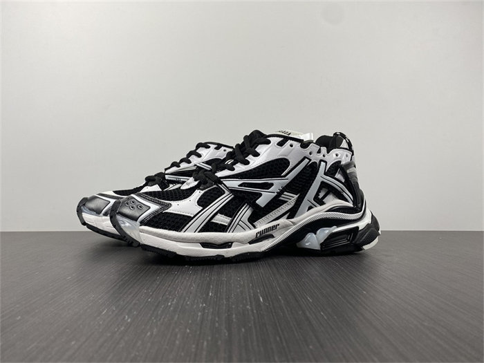 Ba*len*cia*ga runner white black white  677403 w3rb2 9010