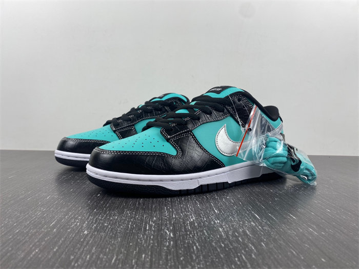 nike sb dunk low Di*m*nd s*pply co. aqua blue 304292-402