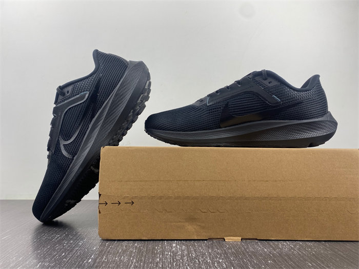 Nike Air Zoom Pegasus 40 Black Anthracite DV3853-002