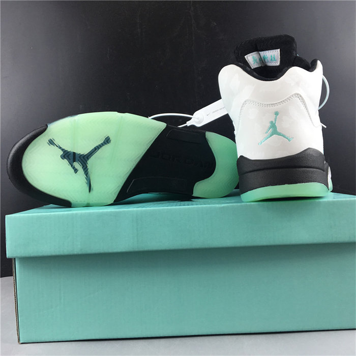 Jordan5 Island Green CN2932-100