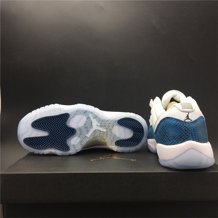 Jordan 11 Retro Low Snake Navy CD6846-102