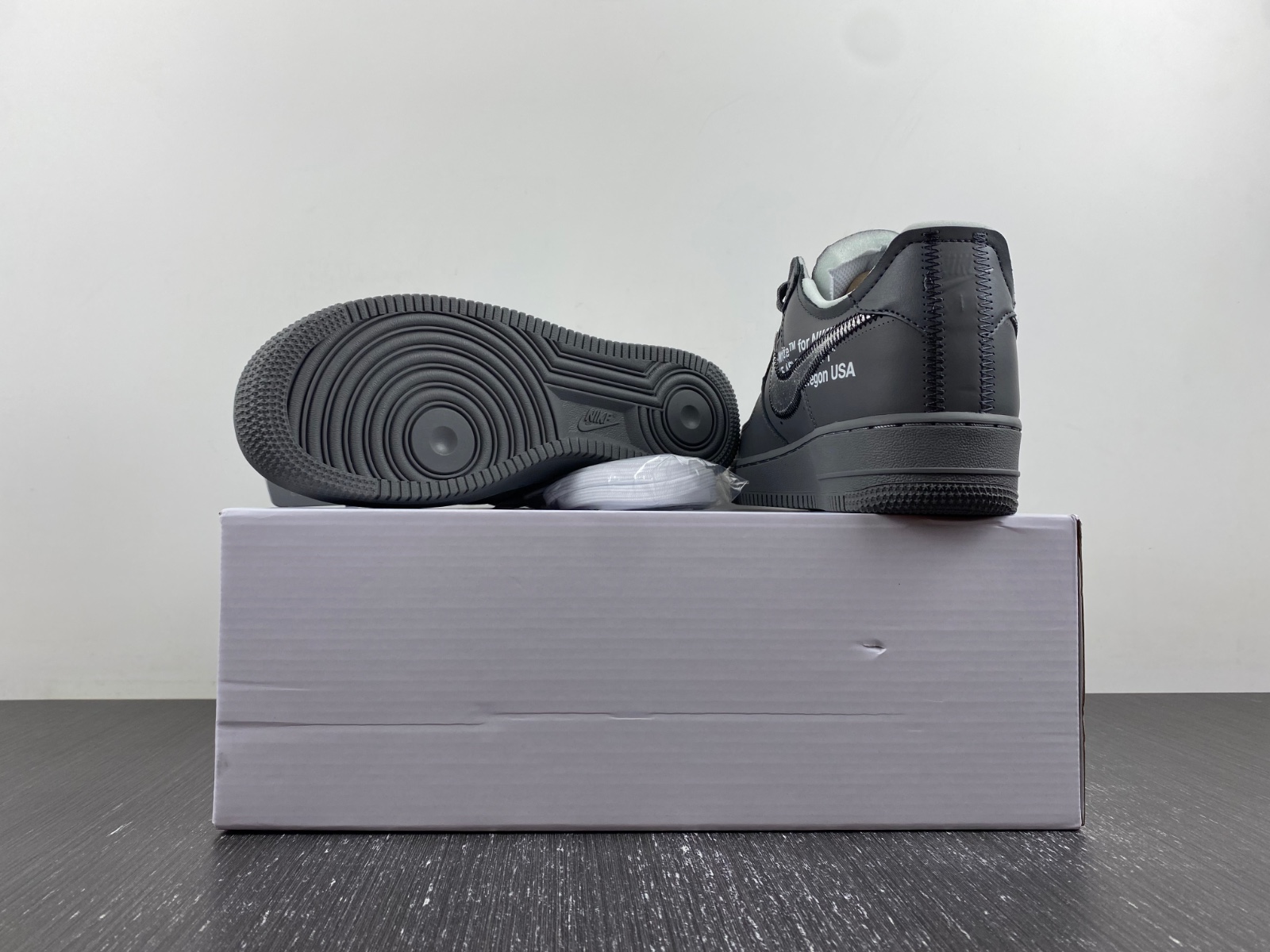 Off-White™ x Nike Air Force 1  DX1419-500