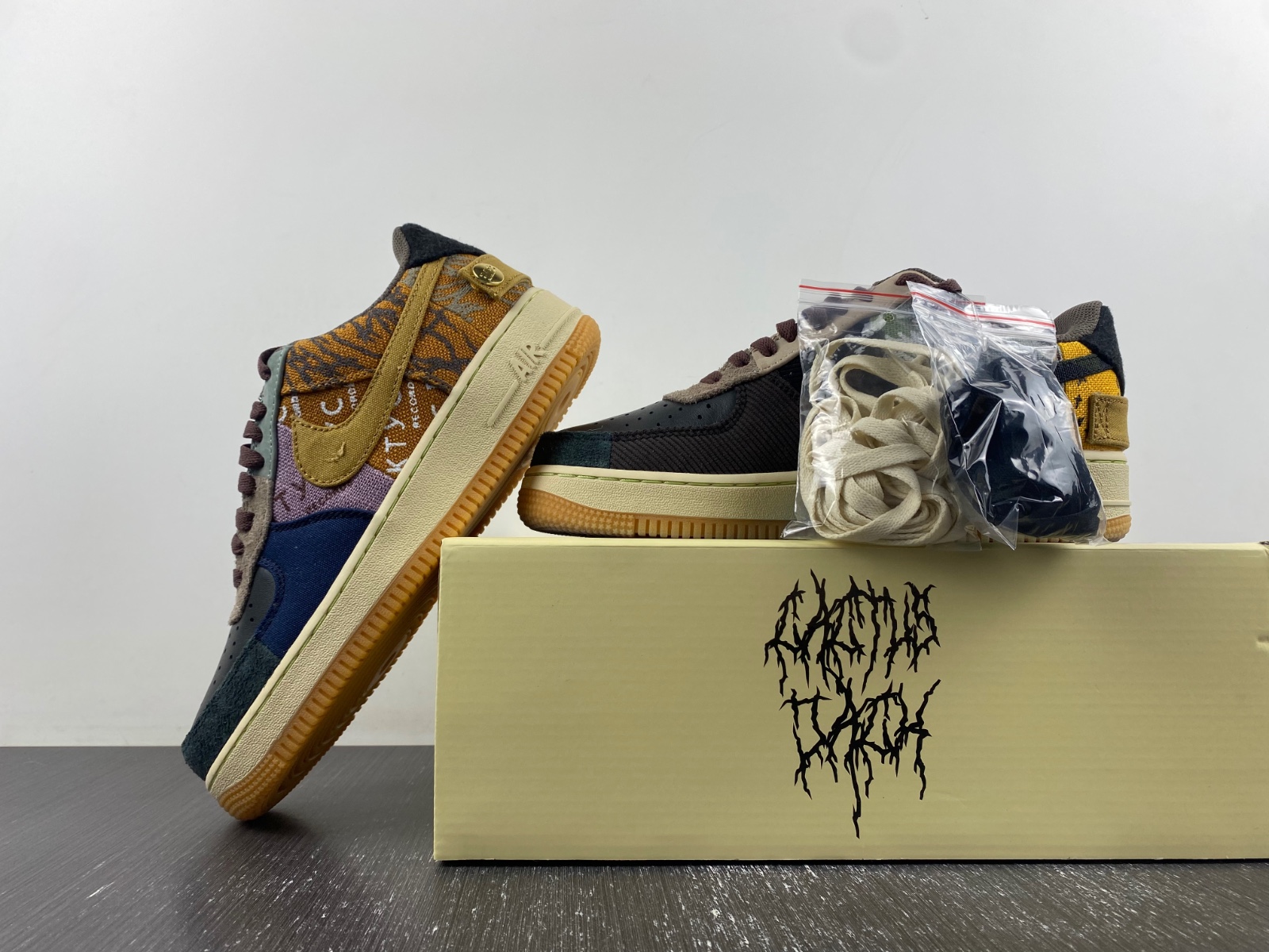 Nike Air Force×Travis Scott Cactus