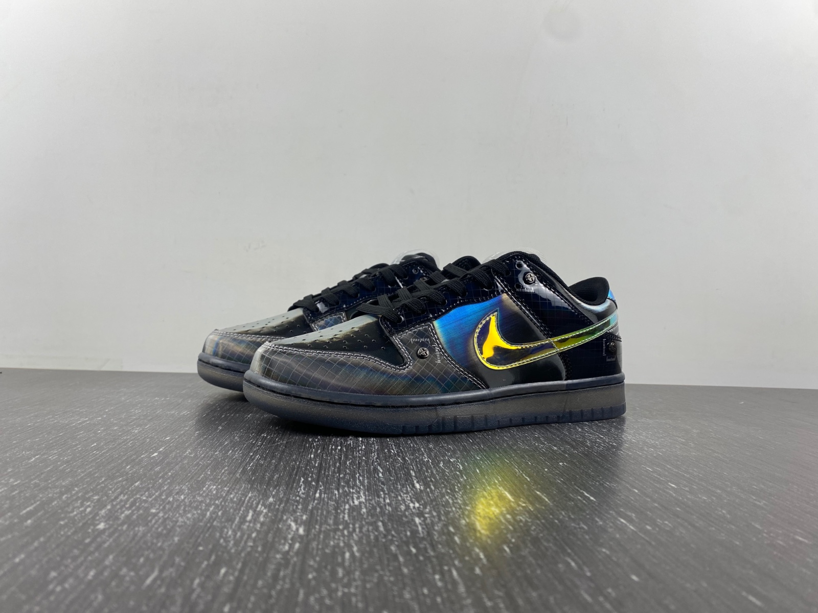 Nike Dunk Low “Hyperflat！