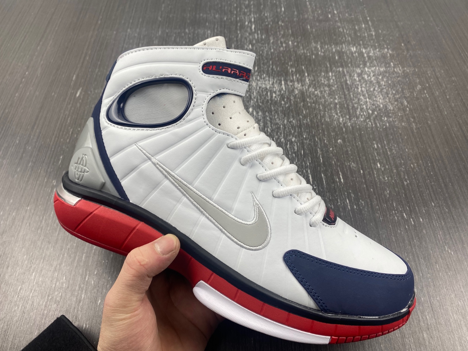Nike Zoom Huarache 2K4 ‘USA’