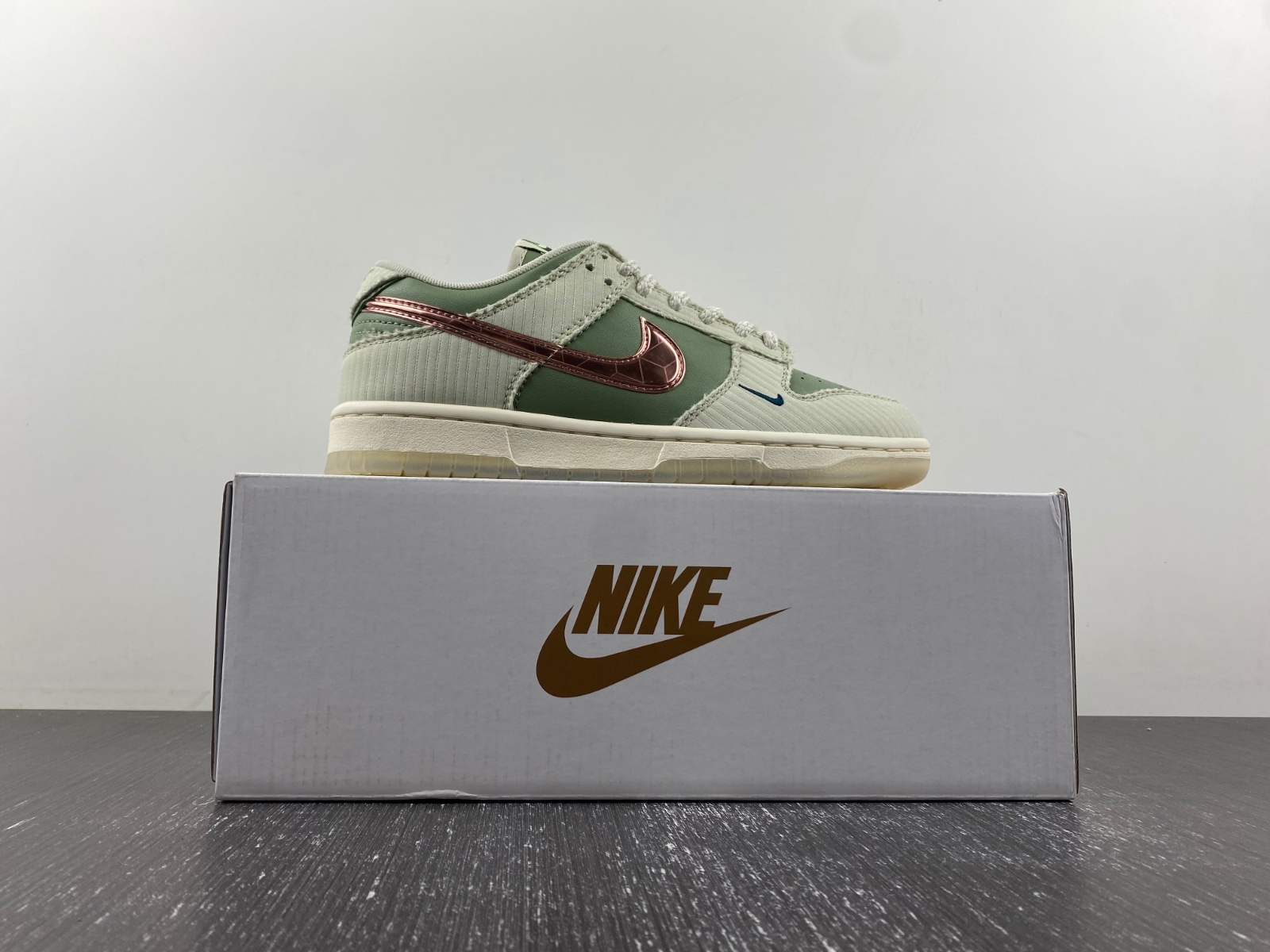 Nike Dunk Low “Be 1 of One”