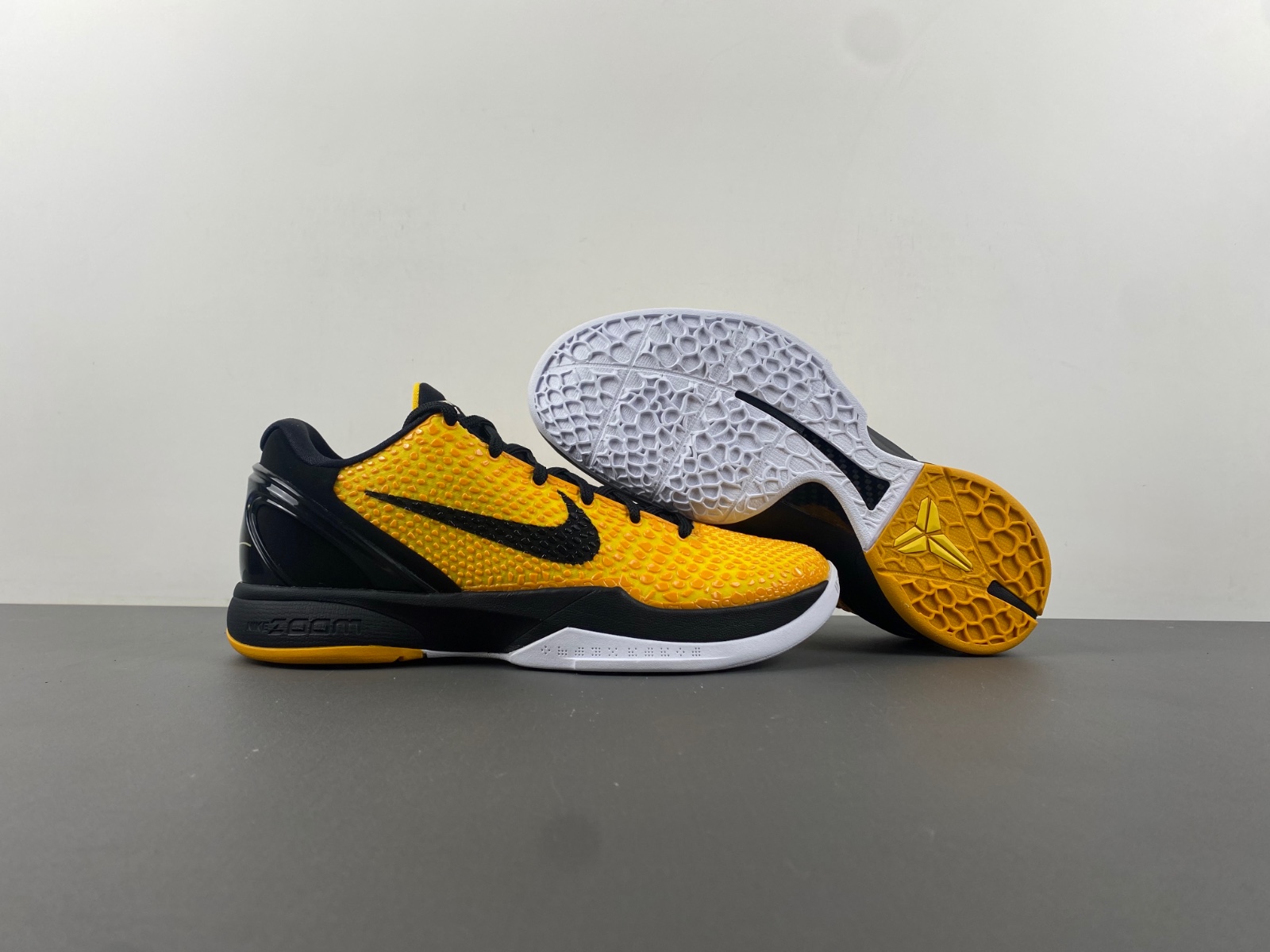NIKE KOBE 6 PROTRO “LIGHTBULB” 429659-700