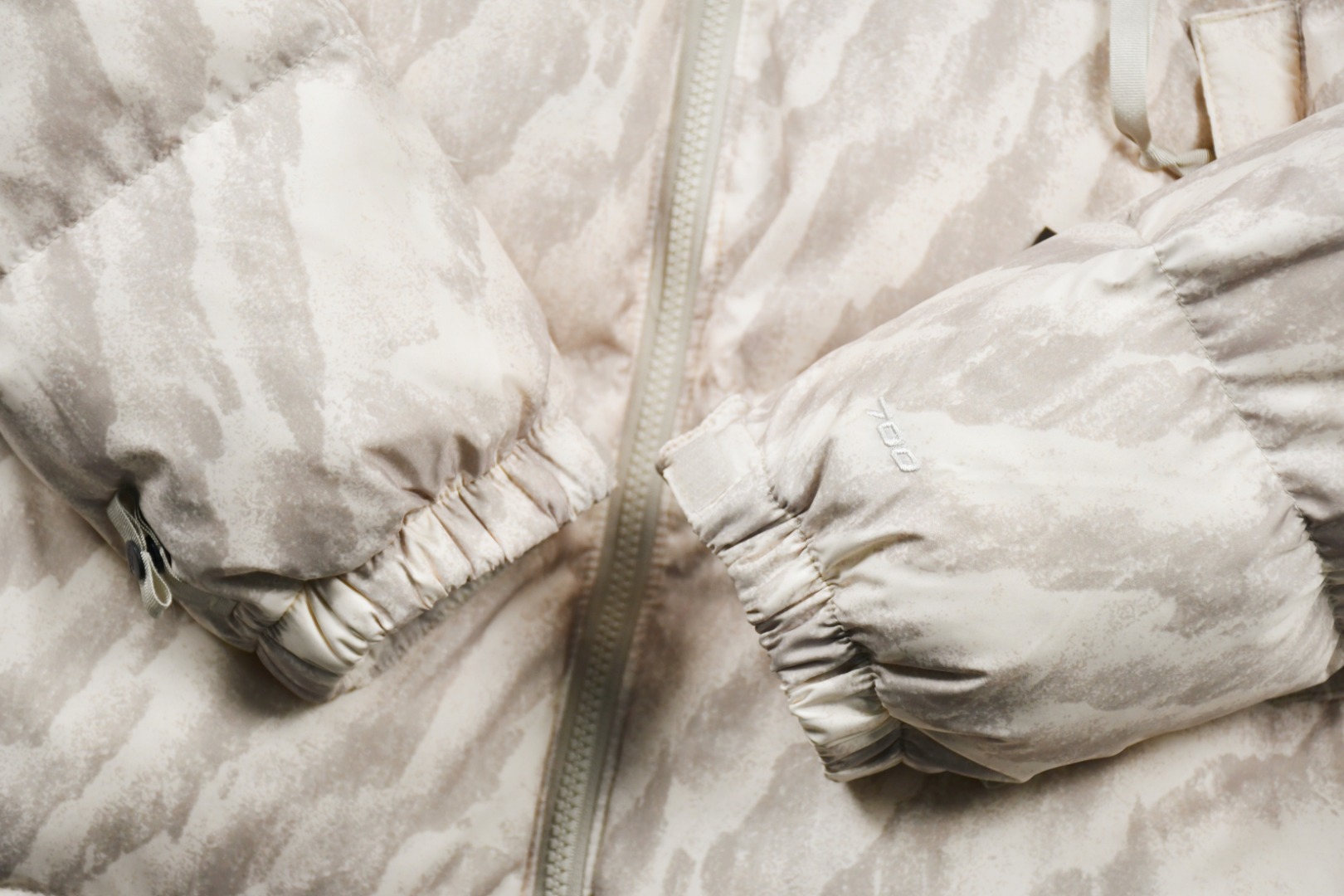 the n0*h f**e t*f  1996 down jacket nuptse beige