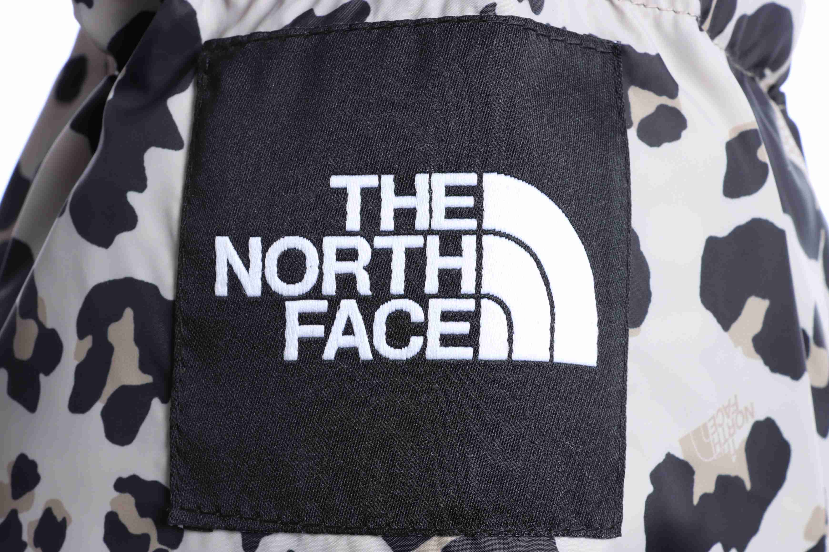t*f*the n0*h f**e leopard down jacket
