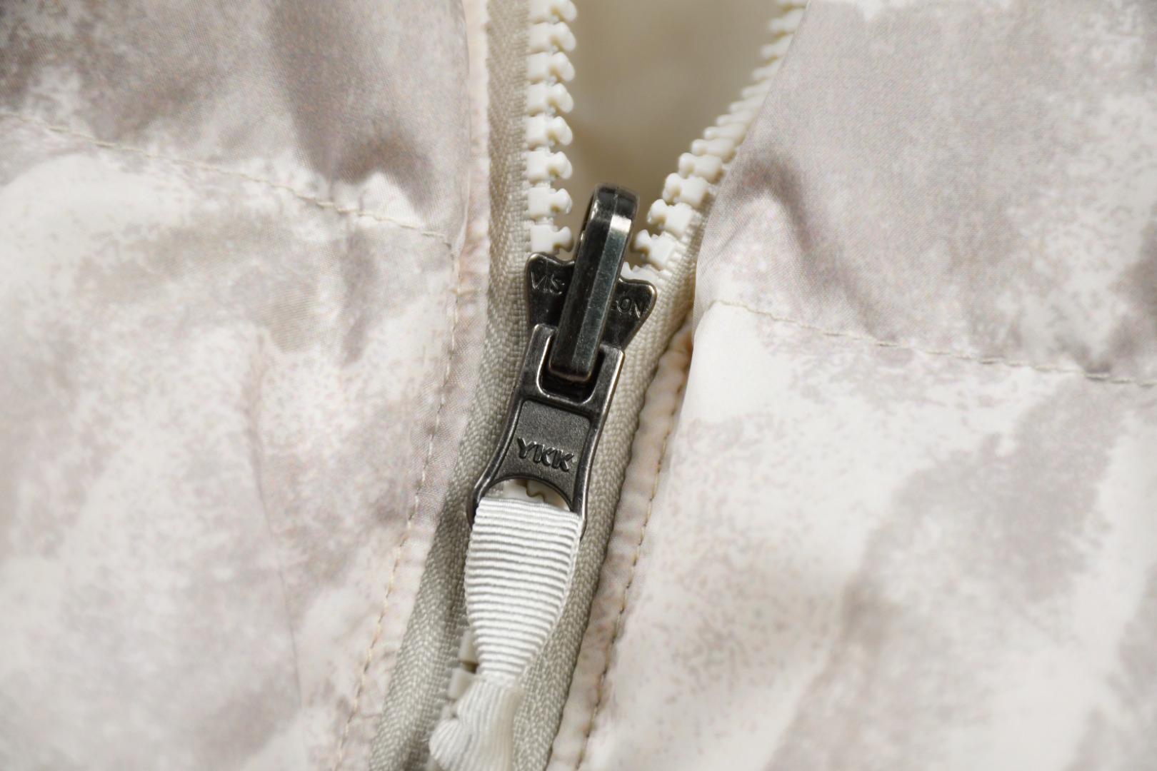 the n0*h f**e t*f  1996 down jacket nuptse beige