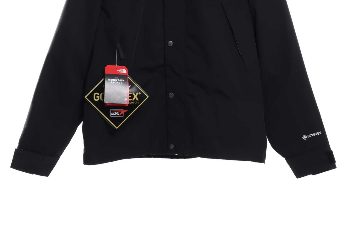 the n0*h F**e contrast color stitching jacket