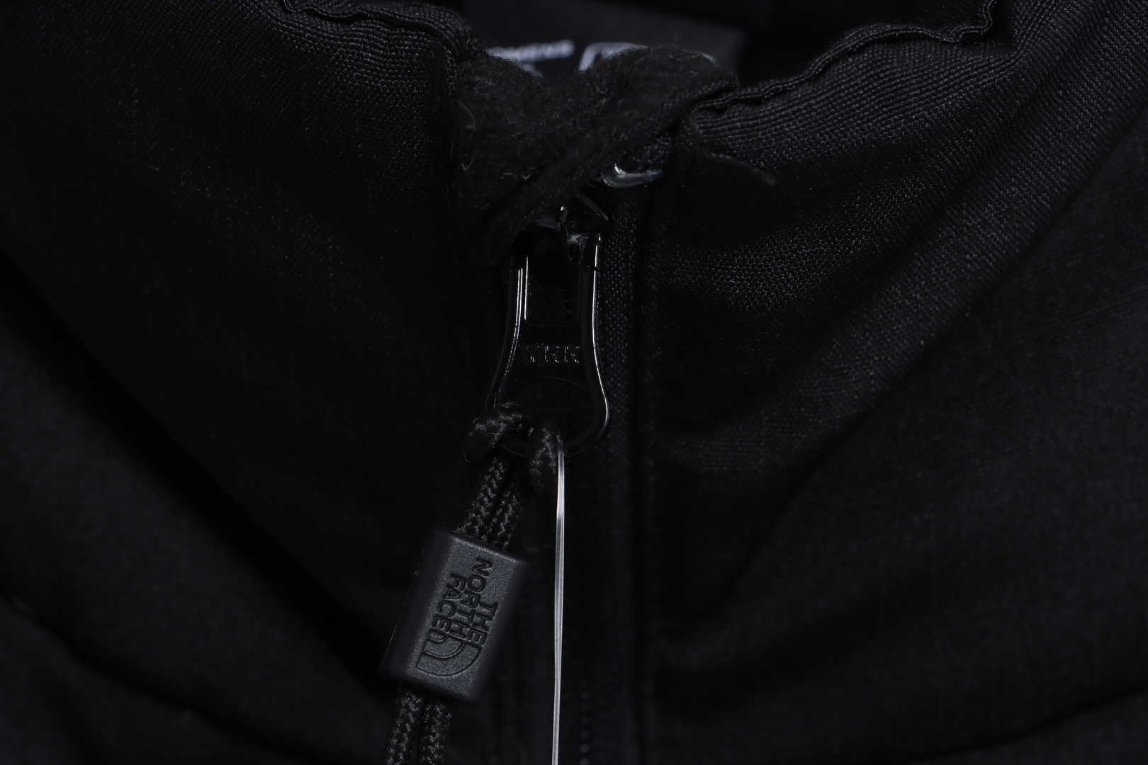 the n0*h F**e splicing contrast color large pocket functional down jacket