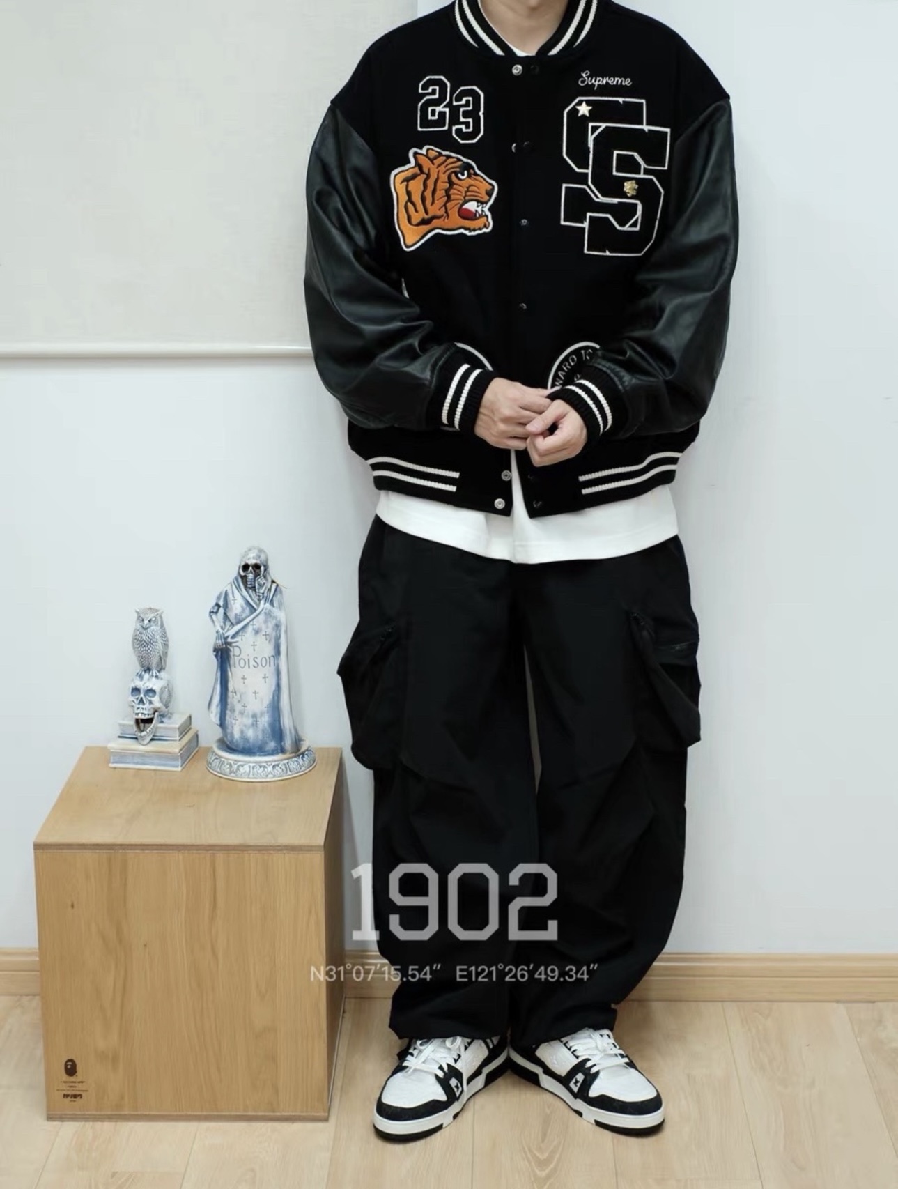 S*prem3 tiger varsity jacket 2023