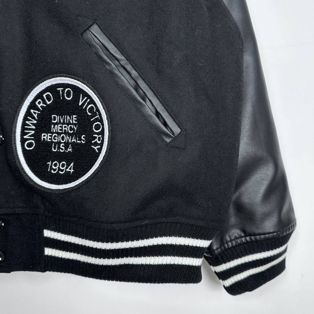 S*prem3 tiger varsity jacket 2023