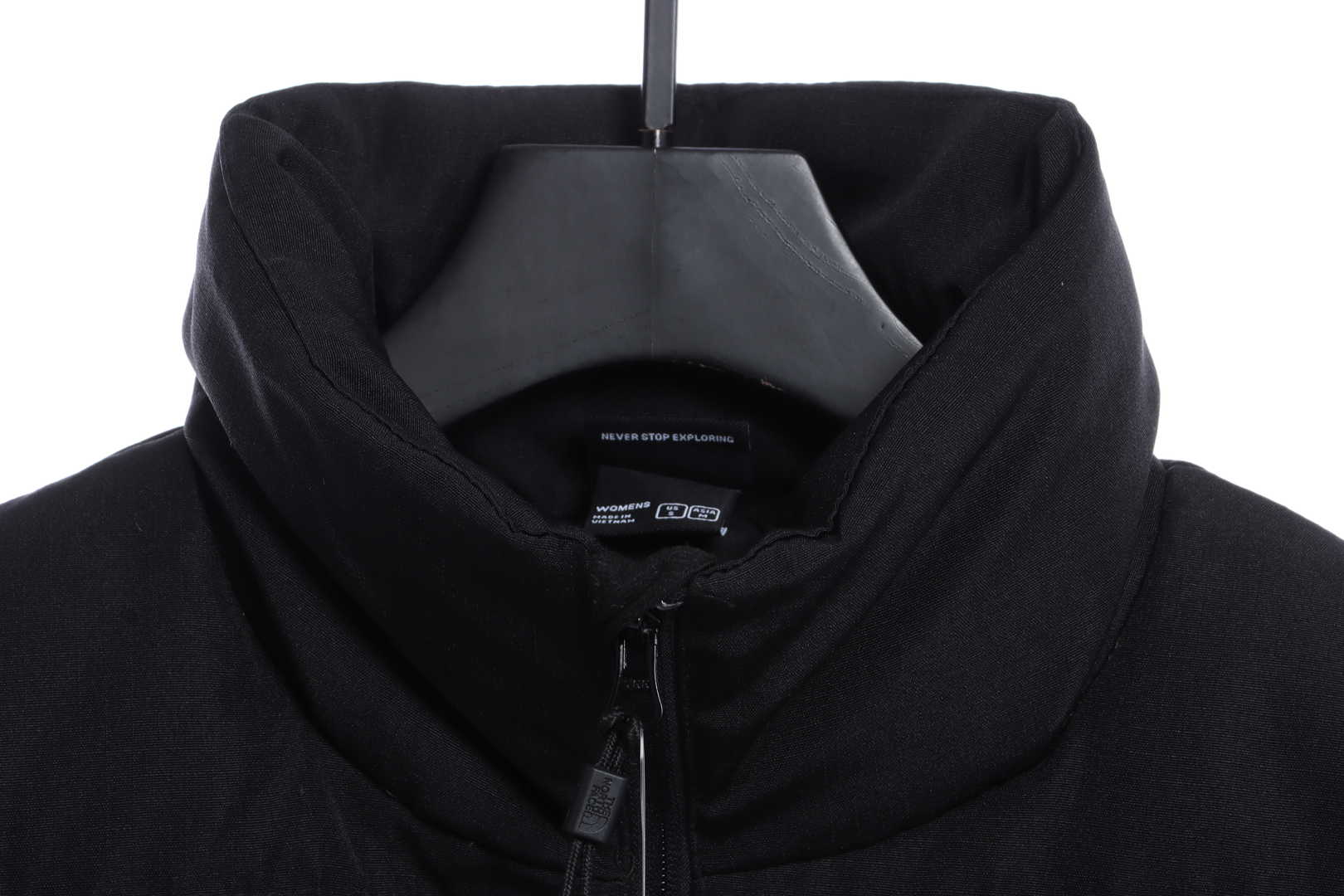 the n0*h F**e splicing contrast color large pocket functional down jacket