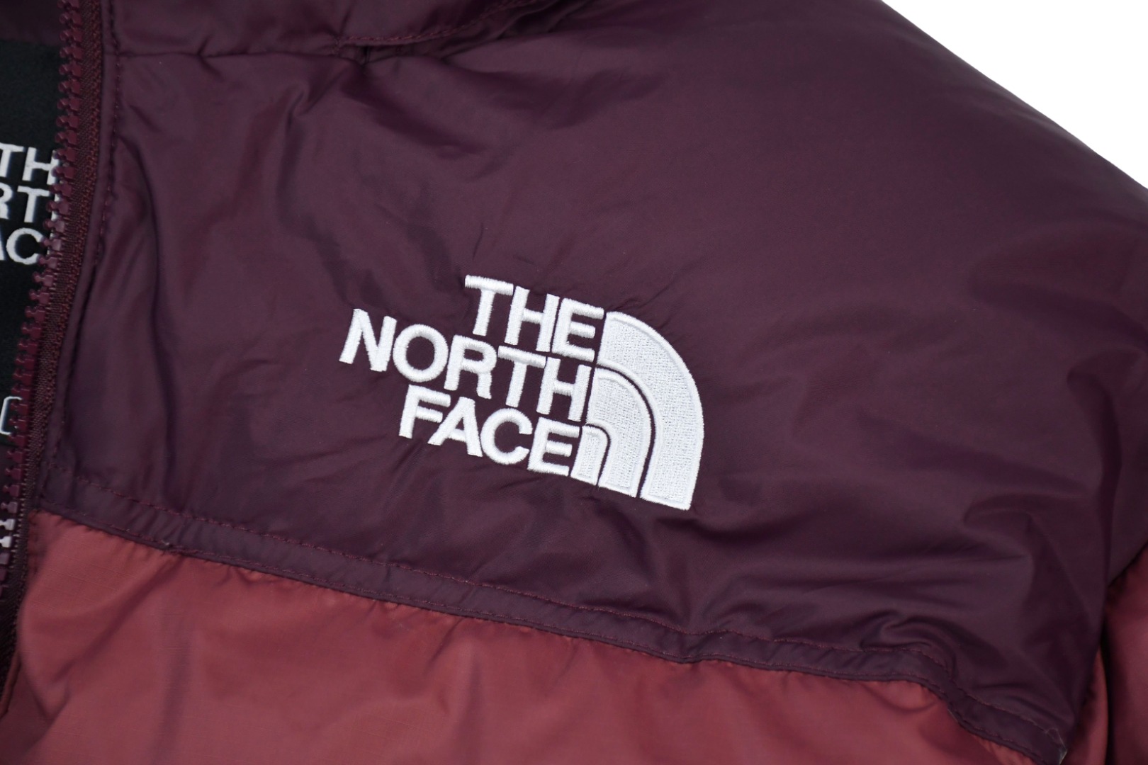 the n0*h f**e t*f  1996 down jacket burgundy