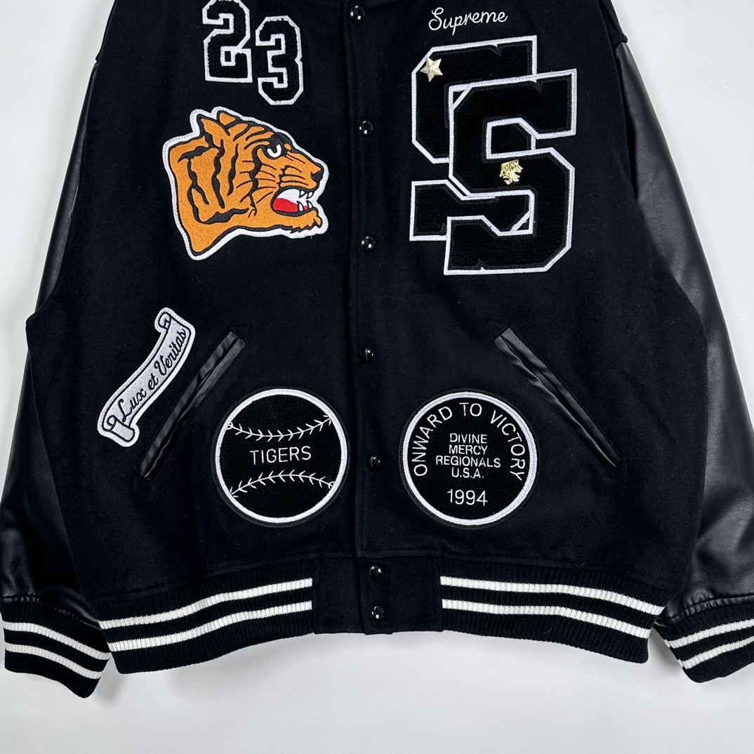 S*prem3 tiger varsity jacket 2023
