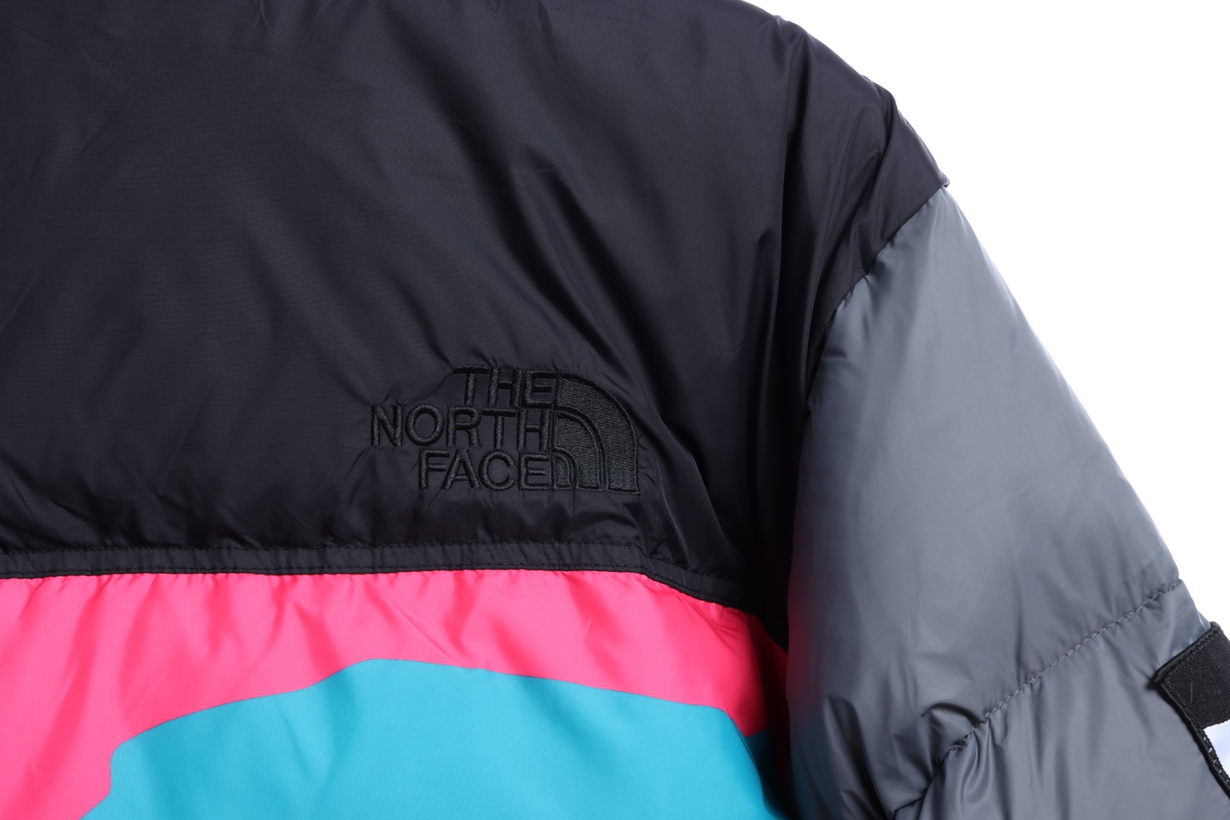 the n0*h F**e colorful snow mountain print down jacket 2021
