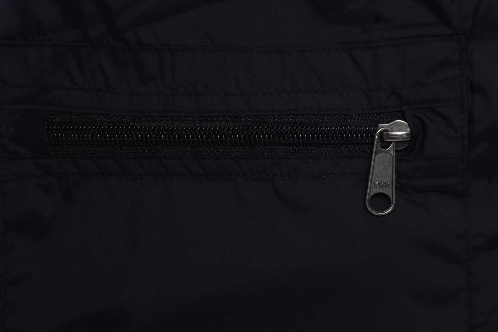 t*f 1996 basic down vest white