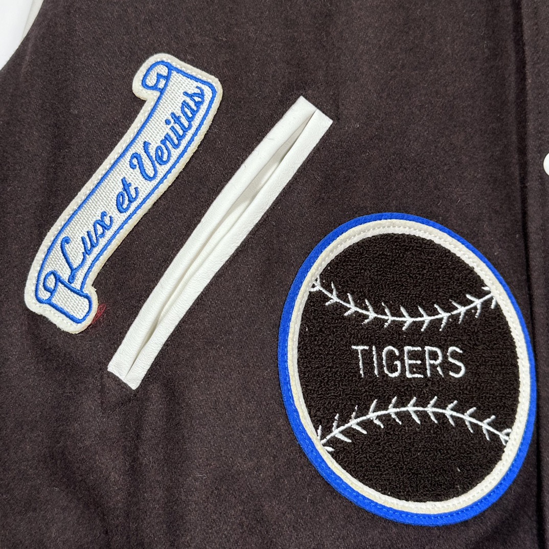 S*prem3 tiger varsity jacket 2023