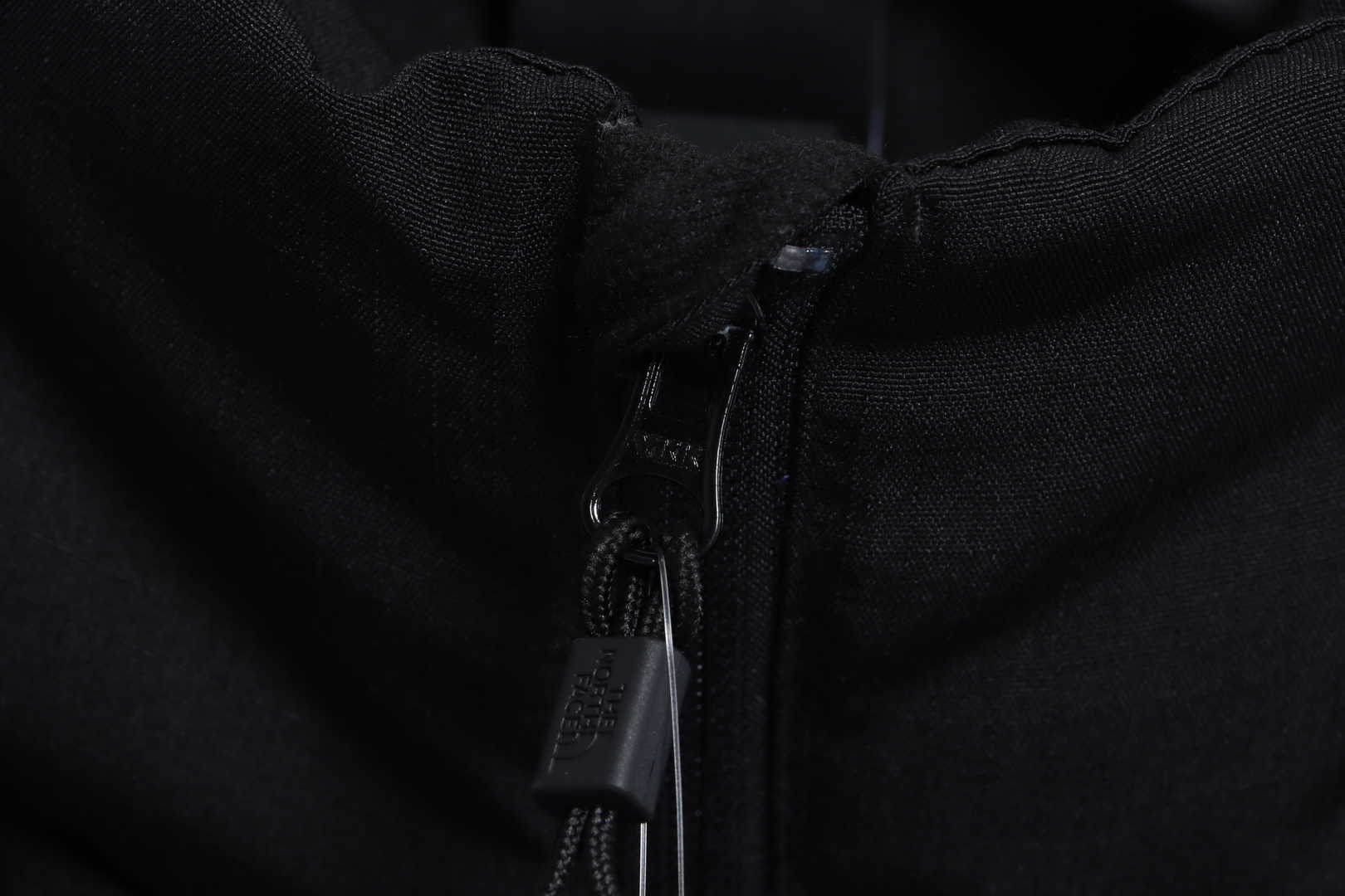 the n0*h F**e splicing contrast color large pocket functional down jacket