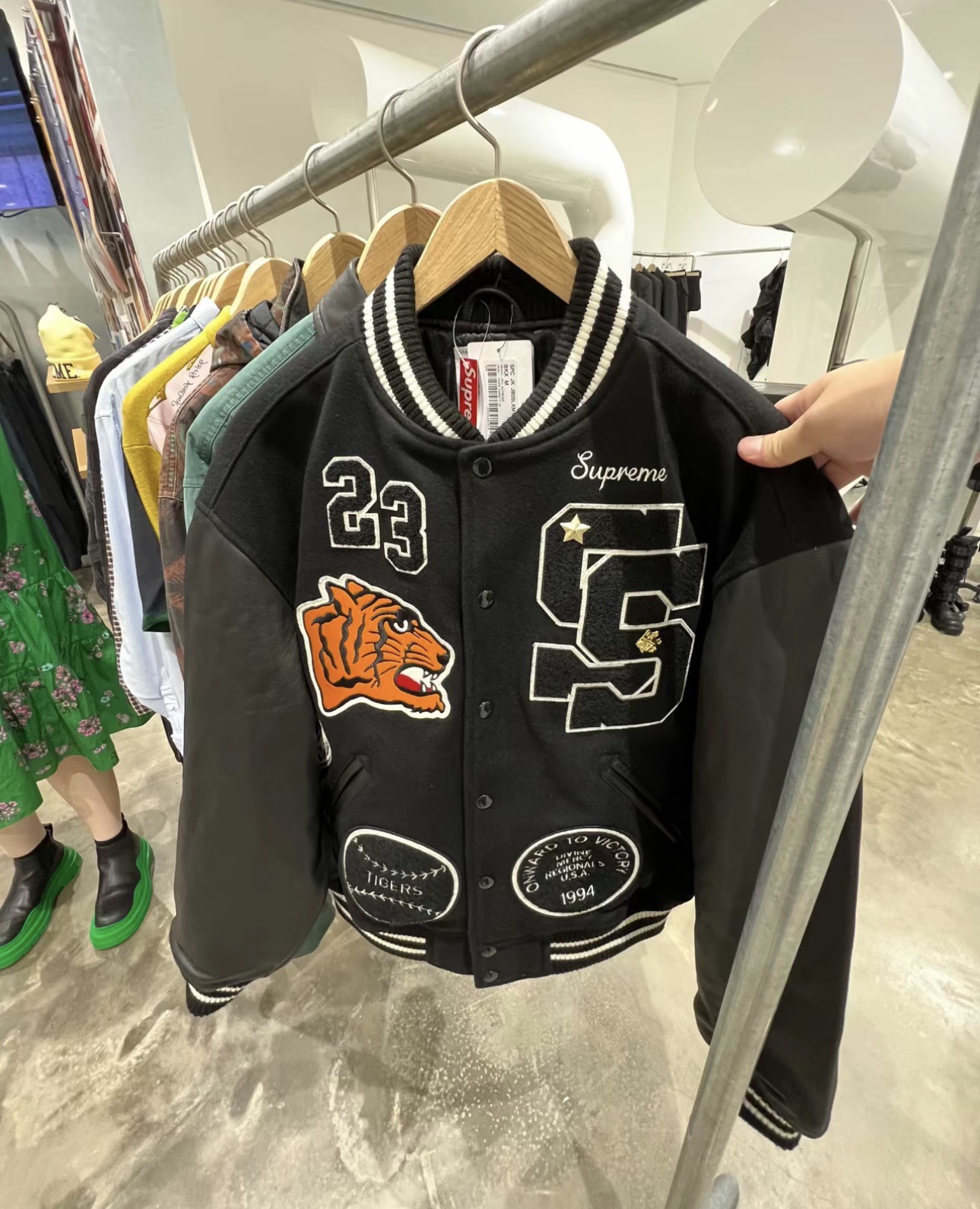 S*prem3 tiger varsity jacket 2023