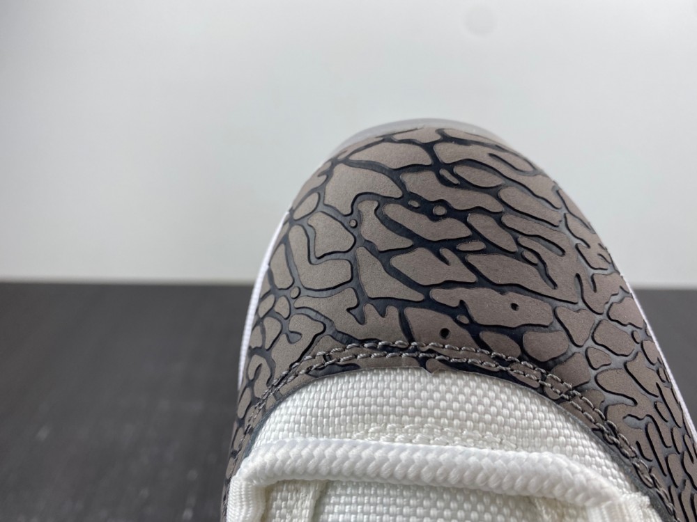 Air Jordan 11 Low WMNS “Yellow Snakeskin”AV2187-140