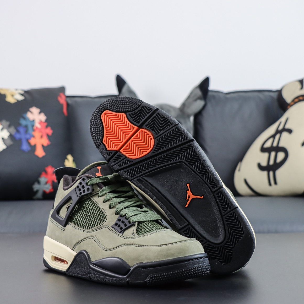 UNDEFEATED x Jordan xAir Jordan 4 Retro