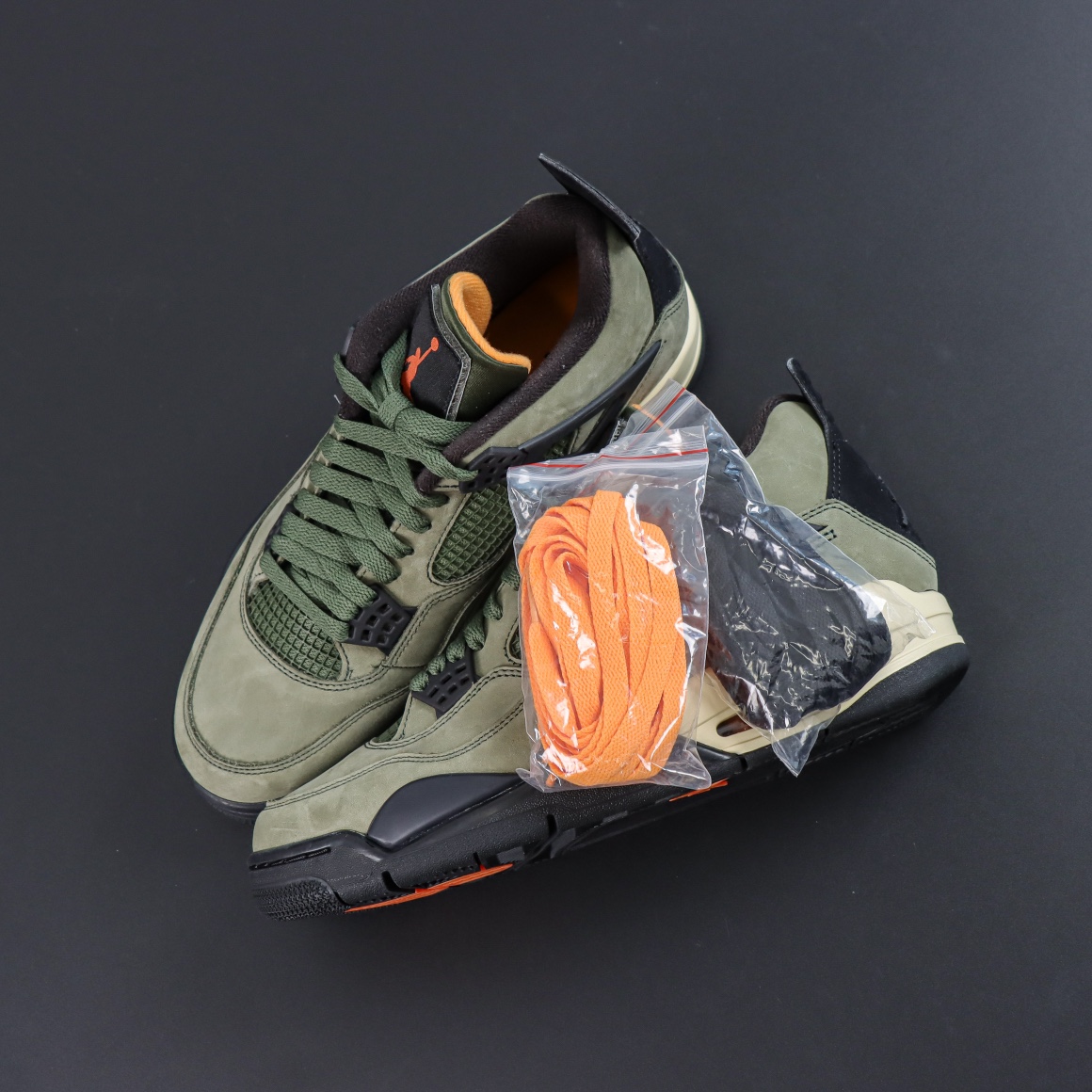UNDEFEATED x Jordan xAir Jordan 4 Retro