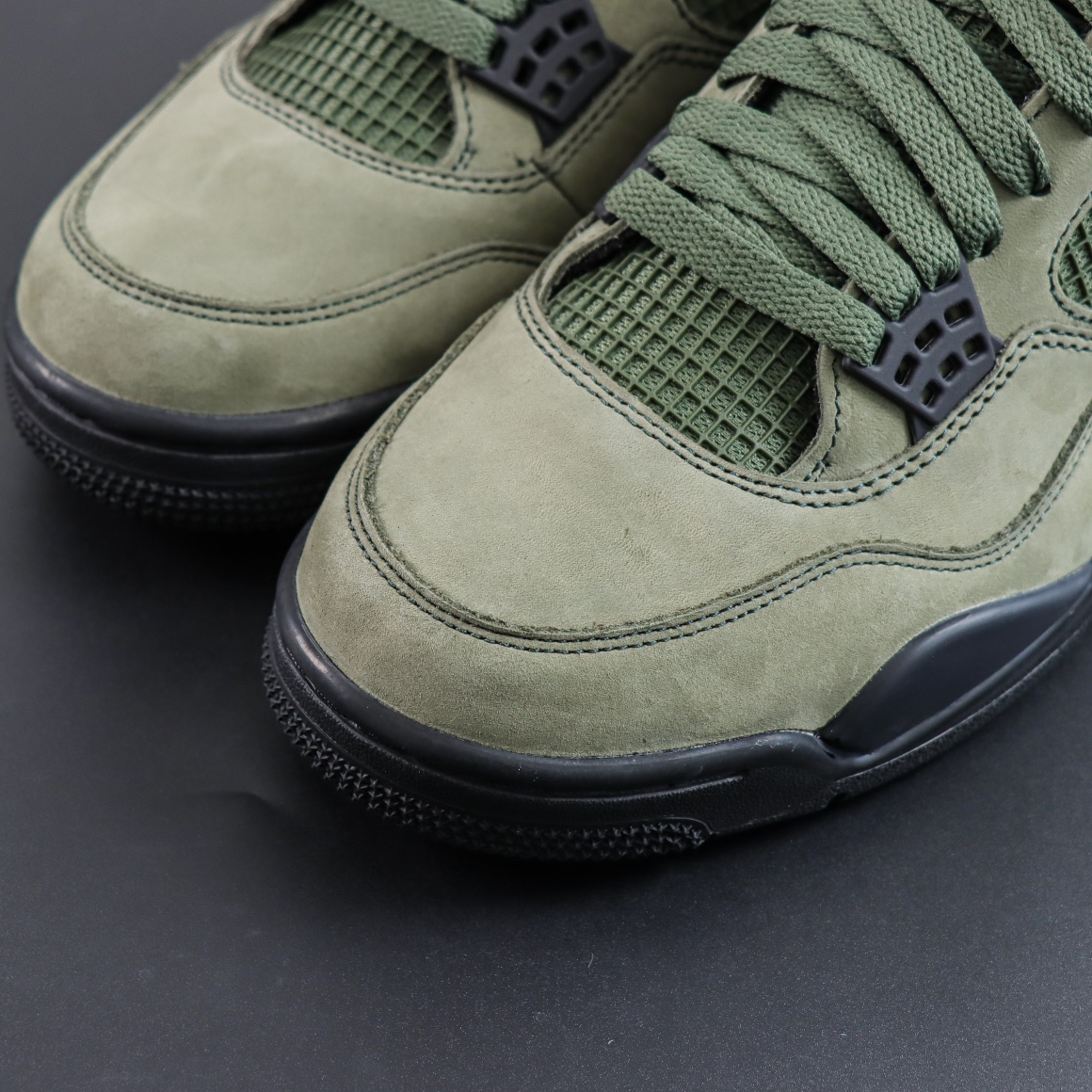 UNDEFEATED x Jordan xAir Jordan 4 Retro